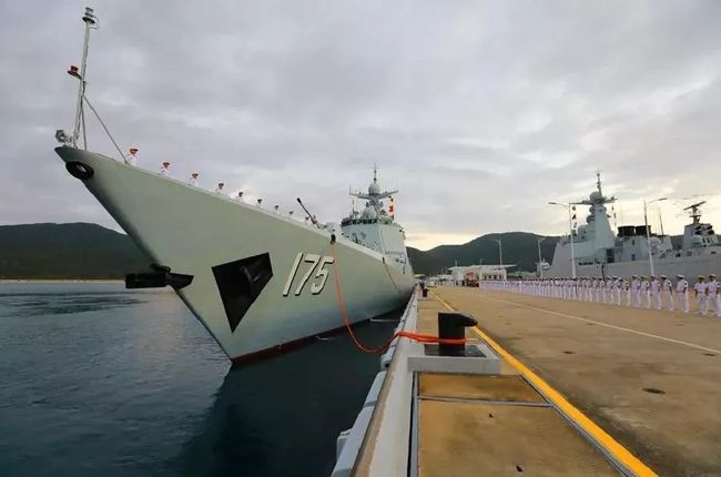 揭秘中國(guó)海軍艦艇力量，175銀川艦護(hù)航之路，揭秘中國(guó)海軍艦艇力量，175銀川艦的護(hù)航之旅