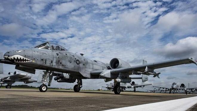 揭秘A-10攻擊機(jī)滿載戰(zhàn)力，空中霸主的無畏力量，A-10攻擊機(jī)，空中霸主的無畏戰(zhàn)力揭秘