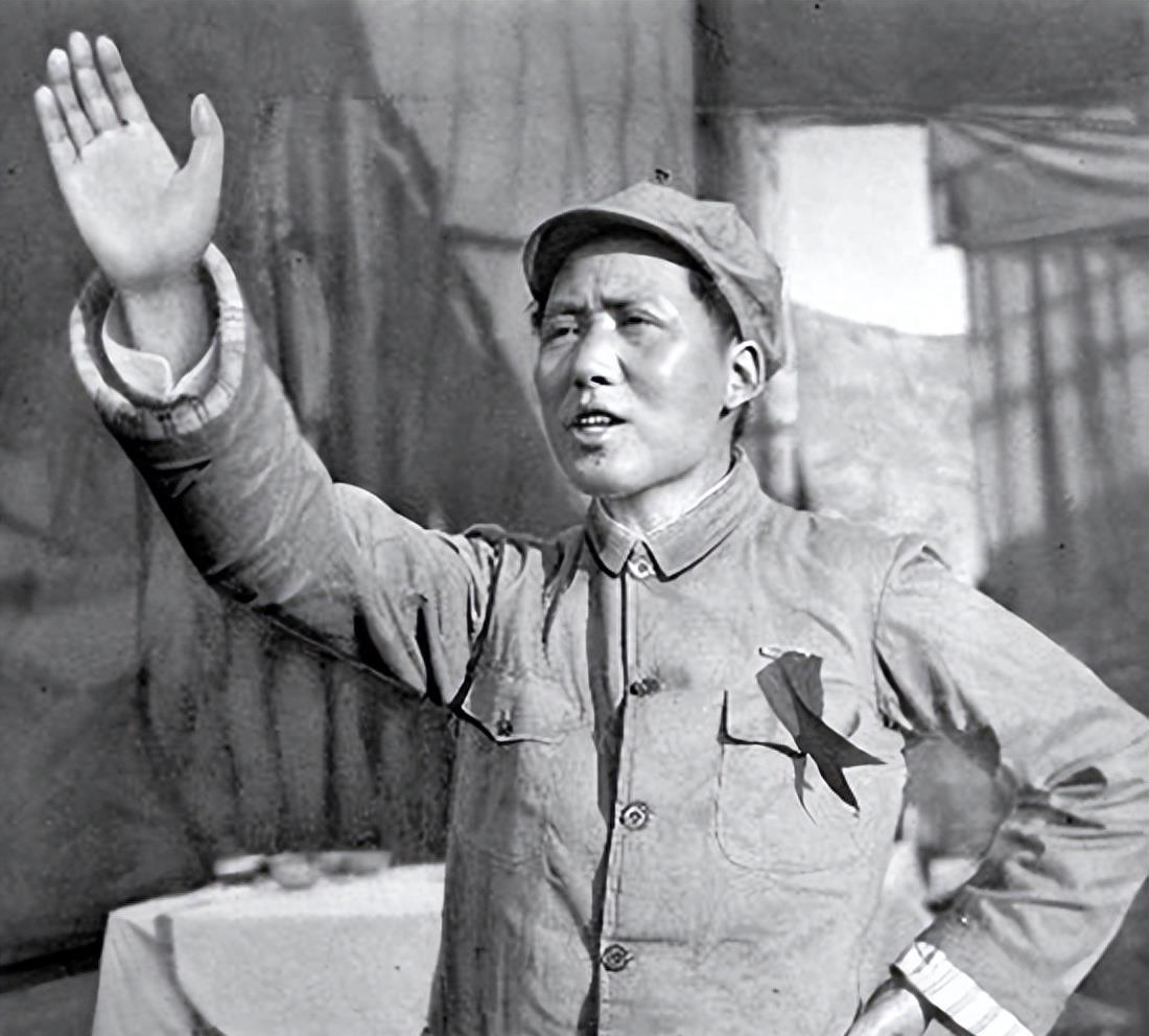 蘇-57，揭示俄羅斯五代戰(zhàn)斗機(jī)的獨(dú)特風(fēng)采與性能特點(diǎn)，蘇-57五代戰(zhàn)斗機(jī)，獨(dú)特風(fēng)采與性能特點(diǎn)全解析