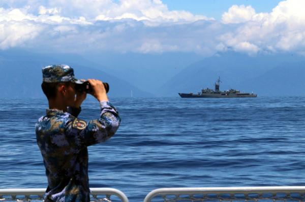 海軍155艦服役，全新里程碑，展現(xiàn)中國海軍力量的崛起，中國海軍力量崛起的里程碑，海軍155艦服役展現(xiàn)強大實力