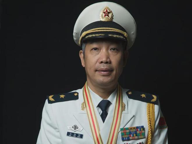 八一勛章獲得者系列，榮譽背后的故事與貢獻，八一勛章獲得者系列，榮譽背后的故事與卓越貢獻