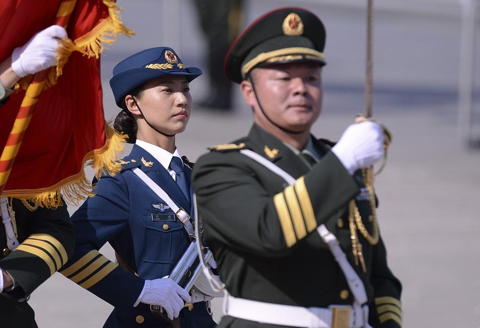 三軍儀仗隊(duì)中的璀璨明珠——程誠軍花，三軍儀仗隊(duì)中的璀璨明珠，程誠軍花風(fēng)采展
