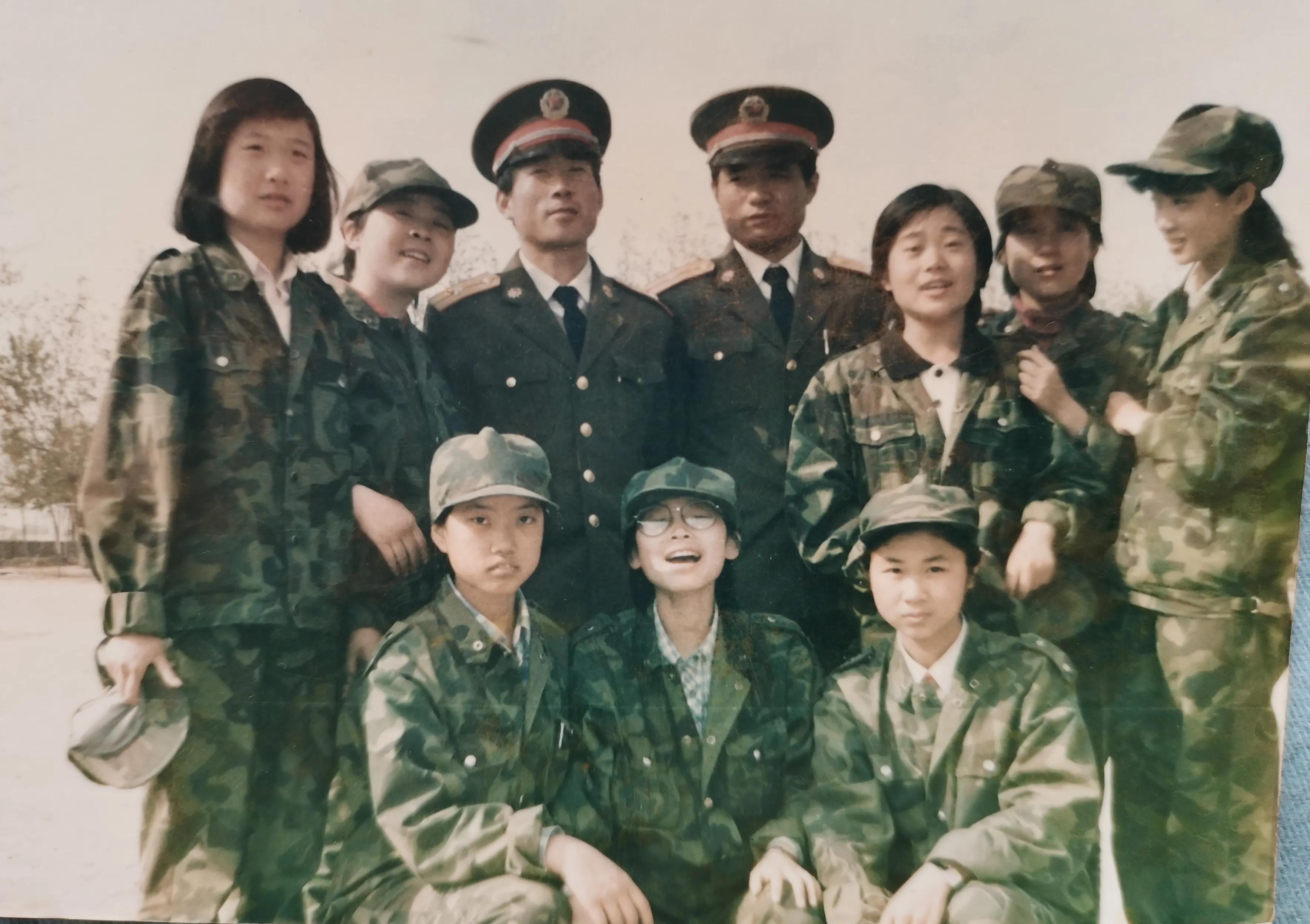 軍旅生涯，榮耀與磨礪的交織，軍旅生涯，榮耀與磨礪的交響樂章