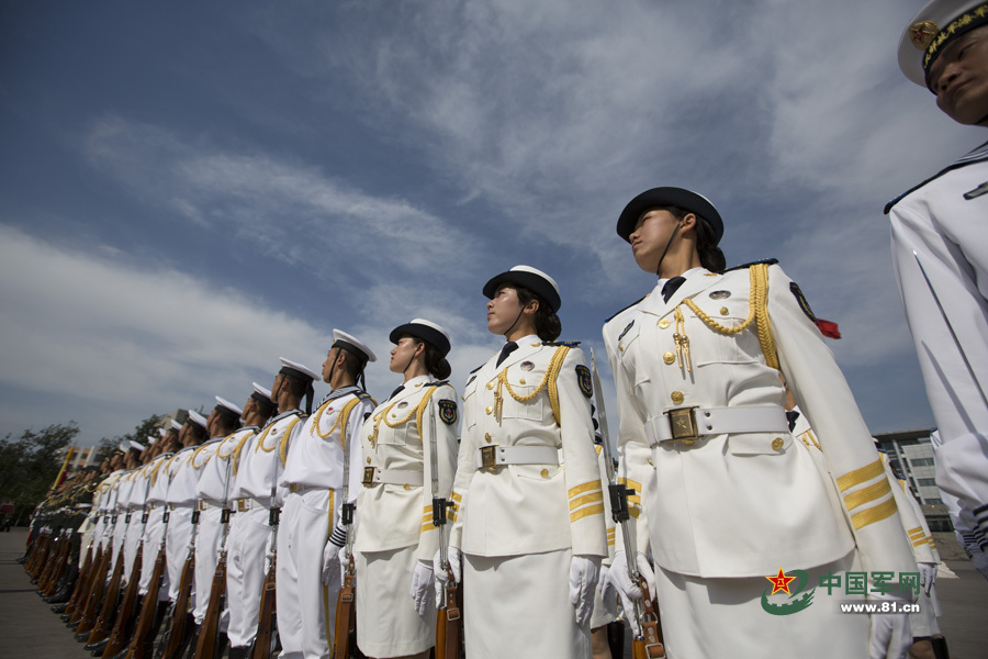 中國人民解放軍儀仗隊中的女兵，榮耀與力量，中國人民解放軍儀仗隊女兵，榮耀與力量的象征