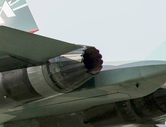 渦扇15發(fā)動機(jī)