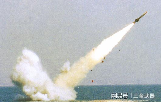 中國潛射反艦導彈，技術發(fā)展與戰(zhàn)略應用，中國潛射反艦導彈的技術發(fā)展與戰(zhàn)略應用探究