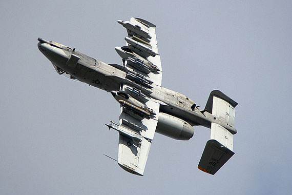 A-10攻擊機的穿甲能力深度解析，A-10攻擊機穿甲能力全面解析