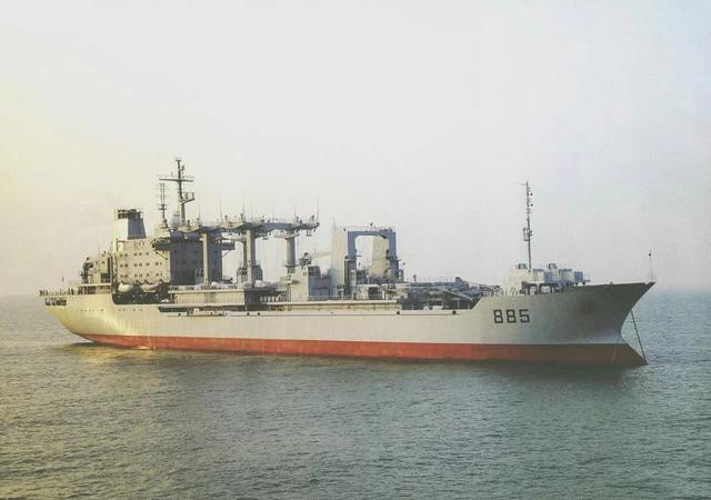中國海軍的得力助手，904B型綜合補給艦，中國海軍的得力助手，904B型綜合補給艦揭秘
