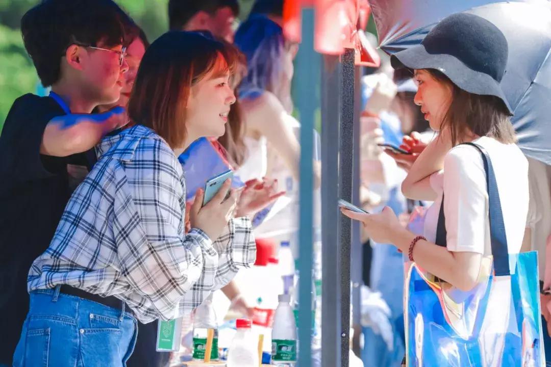 世界新聞報與傳媒行業(yè)的深度洞察，世界新聞報，傳媒行業(yè)的深度洞察與趨勢分析
