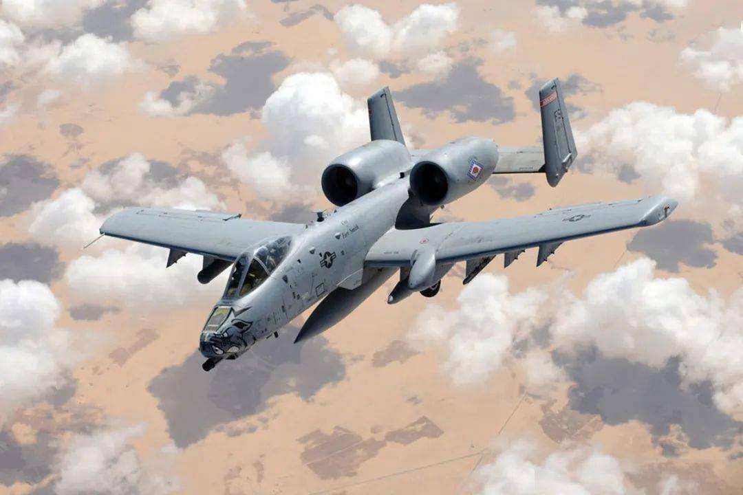 關于A-10攻擊機的最高時速，速度與力量的完美結合，A-10攻擊機，速度與力量的巔峰之巔