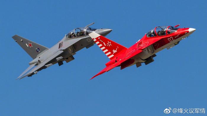 雅克-130教練機參數(shù)詳解，雅克-130教練機參數(shù)全面解析