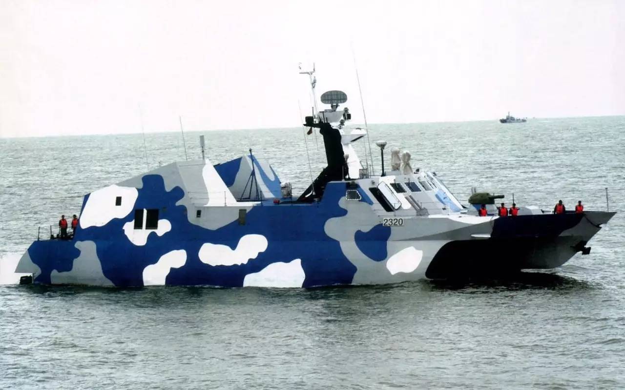 揭秘中國海軍利器，022導(dǎo)彈艇尺寸參數(shù)詳解，中國海軍利器揭秘，022導(dǎo)彈艇尺寸參數(shù)深度解析