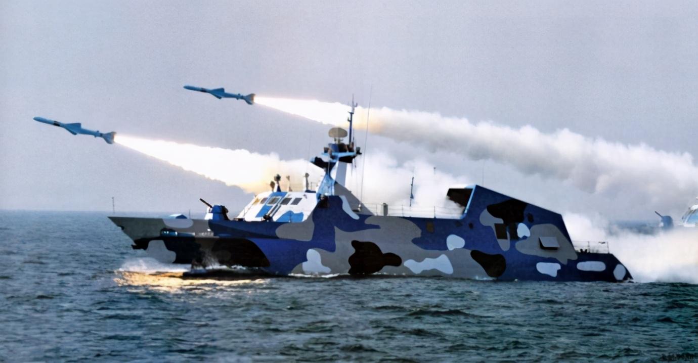揭秘中國(guó)海軍的利器，022型導(dǎo)彈快艇百科，揭秘中國(guó)海軍利器，022型導(dǎo)彈快艇全面解析