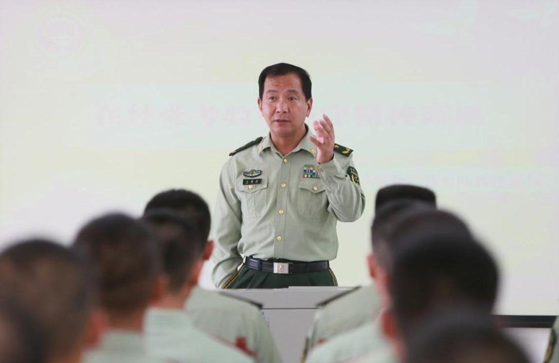 丁曉兵斷臂之前的級別與成就，丁曉兵斷臂前的級別與輝煌成就概述
