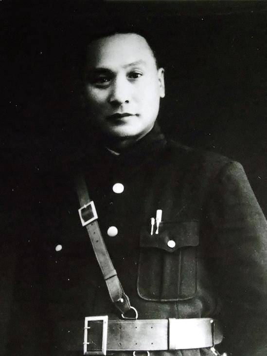 國(guó)民黨陸軍一級(jí)和二級(jí)上將名單及其歷史貢獻(xiàn)，國(guó)民黨陸軍一級(jí)和二級(jí)上將名單及其歷史貢獻(xiàn)概覽