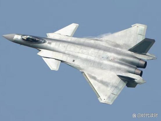 中國第六代戰(zhàn)斗機定型，技術(shù)突破與未來展望，中國第六代戰(zhàn)斗機技術(shù)突破與未來展望，定型及展望