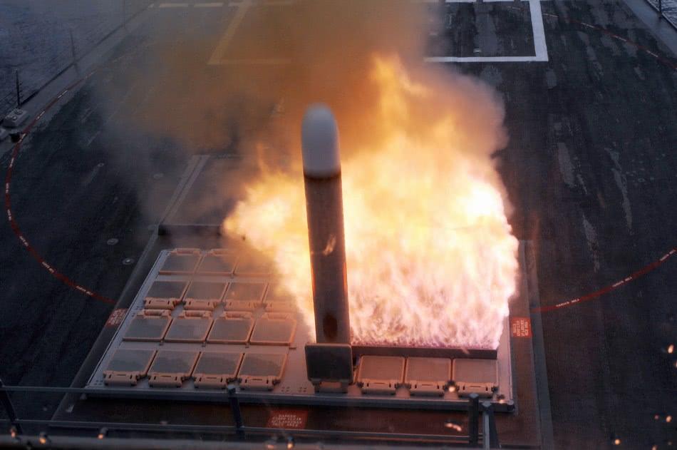 鷹擊-18A反艦導(dǎo)彈性能深度解析，鷹擊-18A反艦導(dǎo)彈性能全面解析