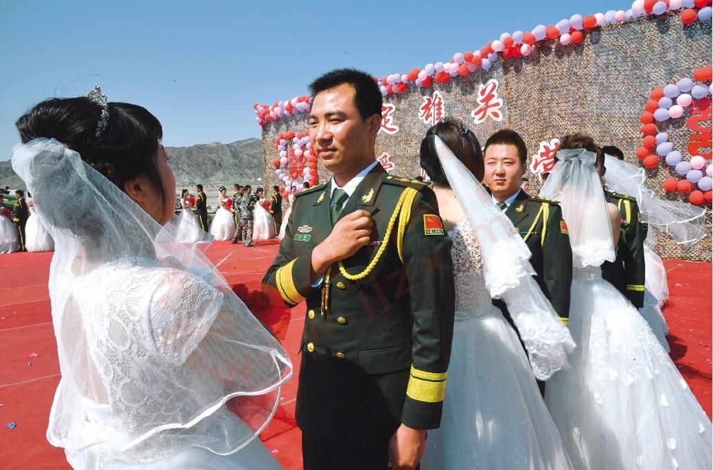 三軍儀仗隊(duì)董世偉視頻，展現(xiàn)榮耀與力量，三軍儀仗隊(duì)董世偉視頻，榮耀與力量的展現(xiàn)