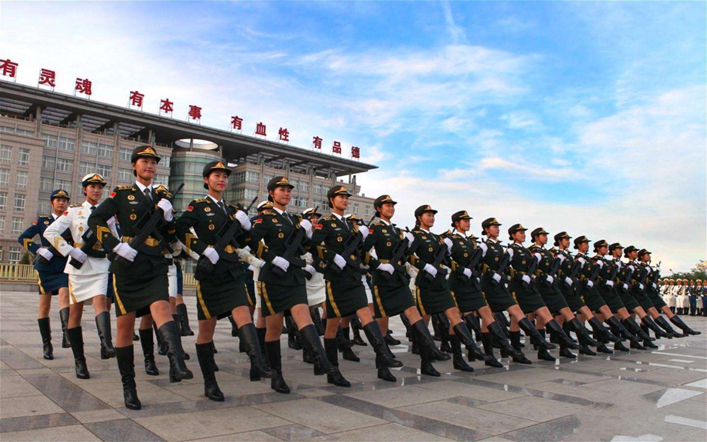 解放軍女兵儀仗隊(duì)，榮耀與力量的展現(xiàn)（完整版），解放軍女兵儀仗隊(duì)，榮耀與力量的完美展現(xiàn)