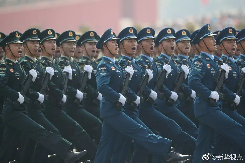 國(guó)慶閱兵方隊(duì)，一排多少人，揭秘閱兵壯觀景象背后的細(xì)節(jié)，國(guó)慶閱兵方隊(duì)揭秘，壯觀景象背后的細(xì)節(jié)，每排人數(shù)揭曉