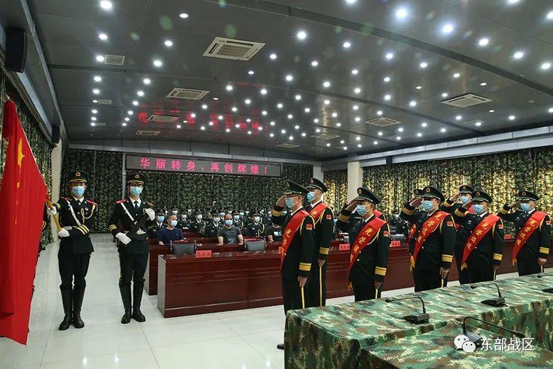 中國火箭軍軍服圖片，展示力量與榮耀，中國火箭軍軍服展示力量與榮耀的圖片