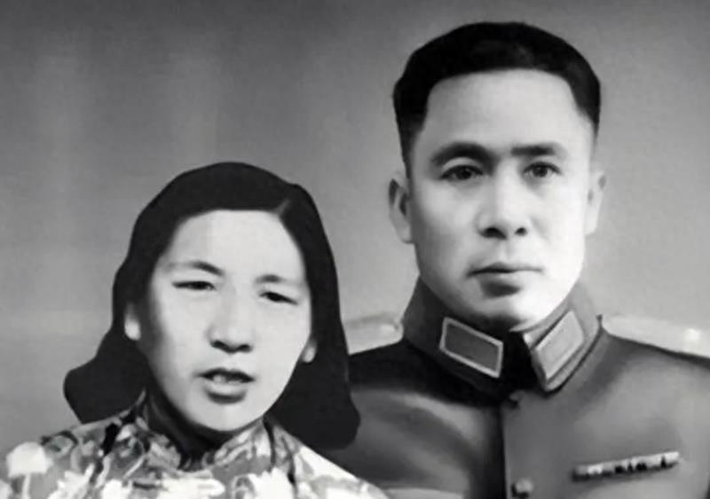 楊根思連所在的部隊(duì)，英勇無畏，榮譽(yù)至上，楊根思連所在部隊(duì)，英勇無畏，榮譽(yù)至上，傳承英雄精神