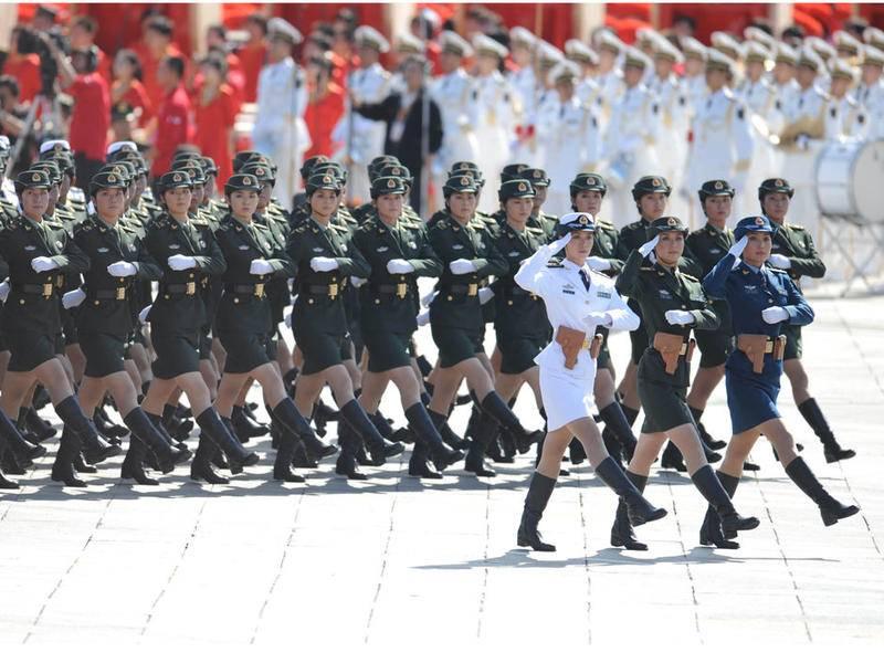 回顧歷史，展望未來——2009國慶閱兵解說，回顧與展望，國慶閱兵盛典回顧與未來展望——2009年國慶閱兵解說