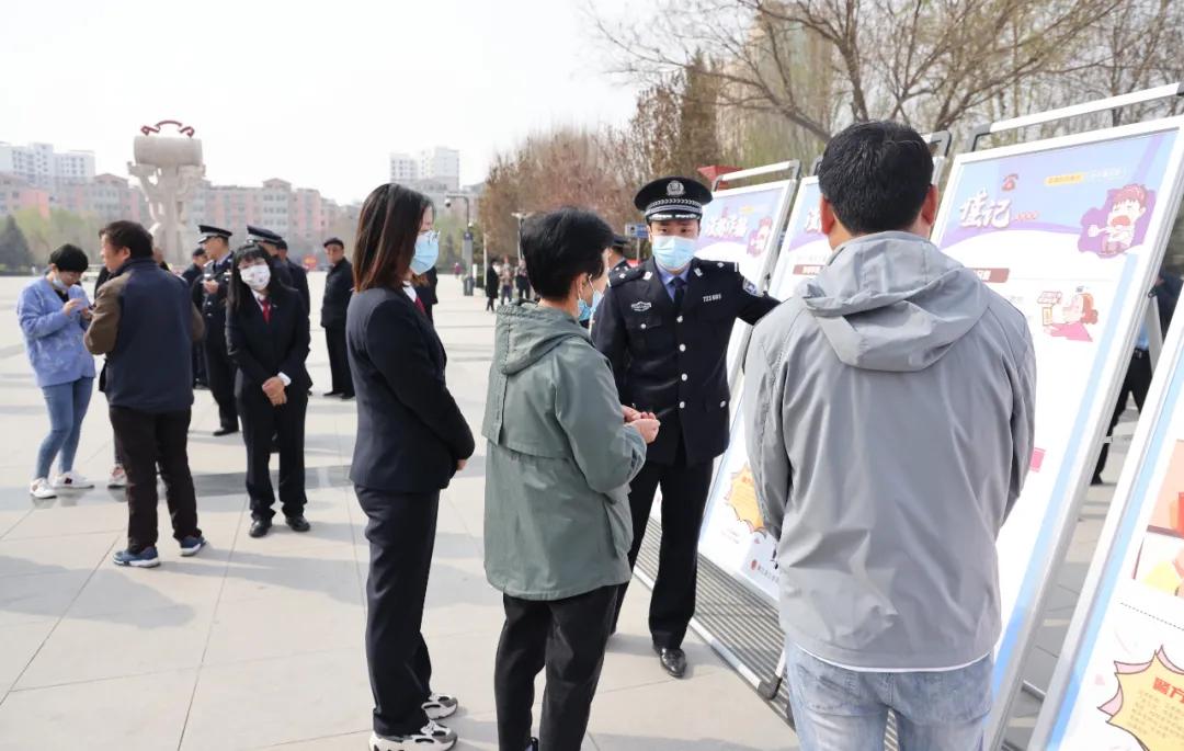閱兵群眾方隊，展現(xiàn)國家力量與榮耀，閱兵群眾方隊，展現(xiàn)國家力量與榮耀的壯麗畫卷