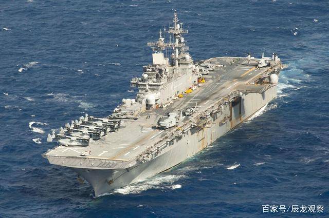 黃蜂級(jí)兩棲攻擊艦搭載飛機(jī)，強(qiáng)大的海上力量與空中優(yōu)勢(shì)的完美結(jié)合，黃蜂級(jí)兩棲攻擊艦搭載飛機(jī)，海上霸主與空中優(yōu)勢(shì)的融合力量