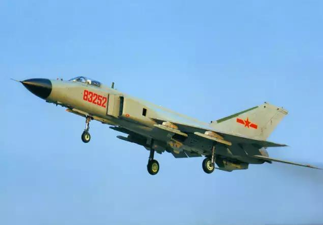 殲八A，中國空軍的重要里程碑，殲八A，中國空軍的重要里程碑戰(zhàn)機(jī)