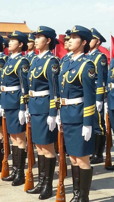 一睹儀仗隊女兵們的風采，颯爽英姿，巾幗不讓須眉，儀仗隊女兵風采，颯爽英姿，巾幗勝須眉