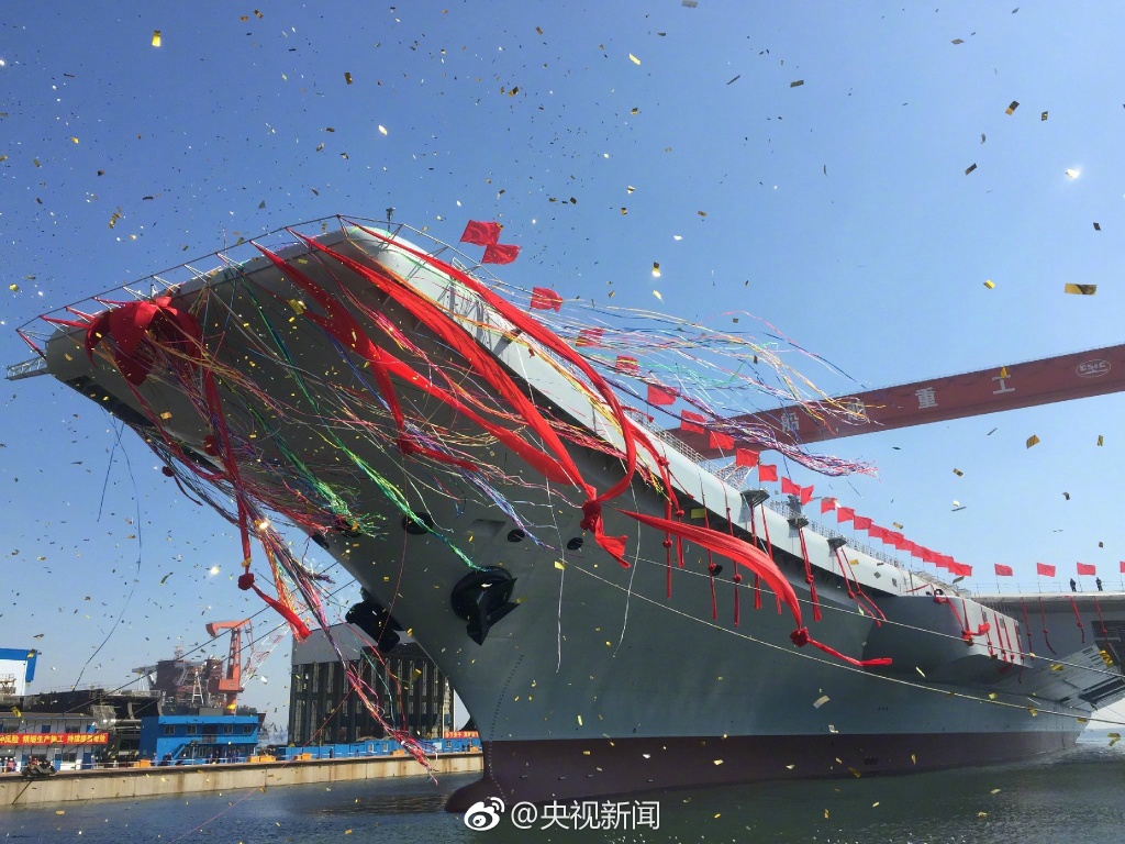 中國航母首次下水，里程碑式的壯舉，揭示國家海洋戰(zhàn)略的堅定決心，中國航母首次下水，國家海洋戰(zhàn)略的堅定里程碑