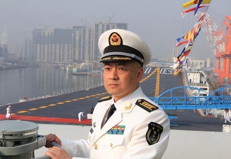 中國航母艦長，引領(lǐng)海洋強(qiáng)國夢的時代先鋒，中國航母艦長，引領(lǐng)海洋強(qiáng)國夢的時代先鋒領(lǐng)航者