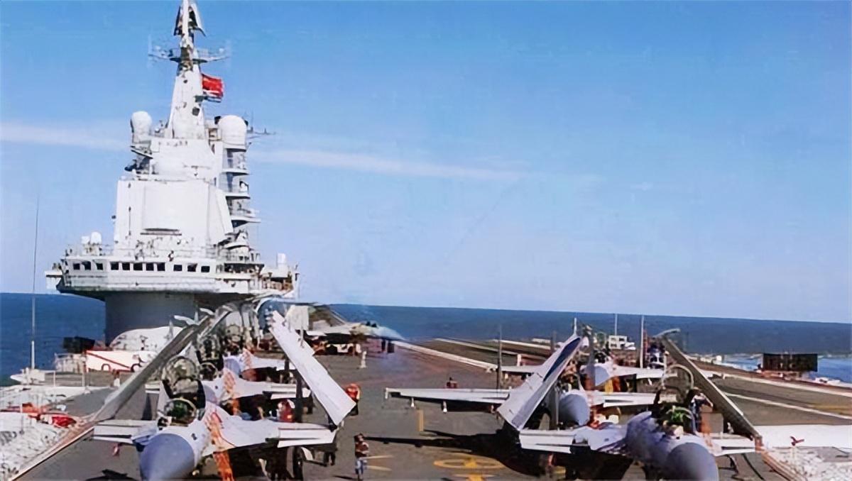 山東艦航母排水量有多大？全面解析中國海軍新里程碑，全面解析，山東艦航母排水量與海軍新里程碑揭秘