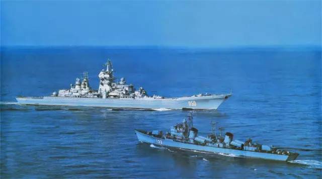 安徽艇與航母艦，解析兩者的差異與相似之處，安徽艇與航母艦，差異與相似解析