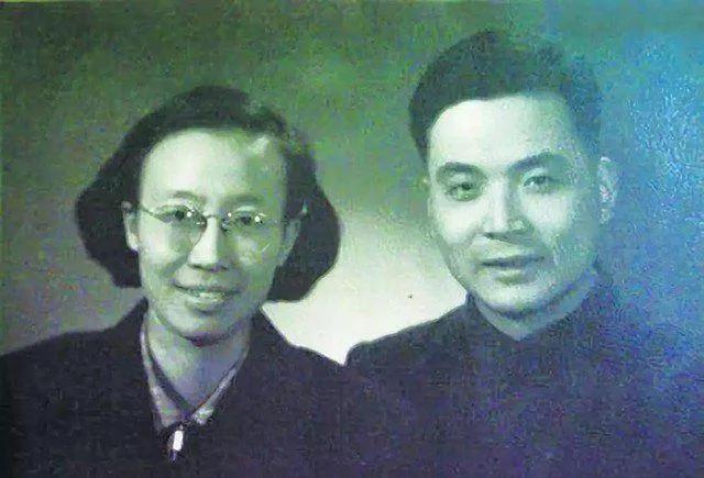 鄧稼先的兒女的現(xiàn)狀，一代科學(xué)家的精神傳承與人生軌跡，鄧稼先兒女現(xiàn)狀揭秘，精神傳承與人生軌跡的探尋