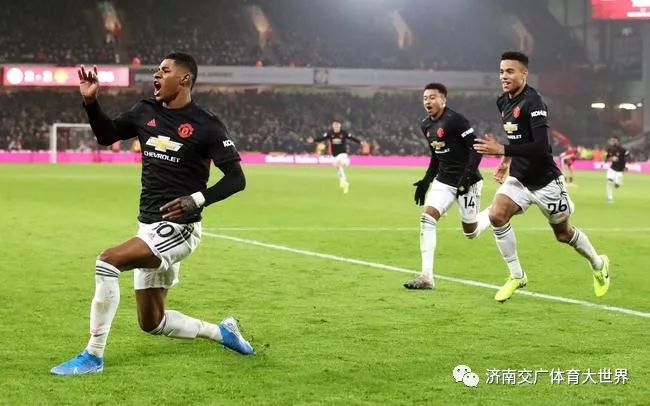 拉什福德閃耀2022年英超賽場(chǎng)，一位球員的崛起與輝煌，拉什福德閃耀英超賽場(chǎng)，球員的崛起與輝煌時(shí)刻回顧 2022年篇章