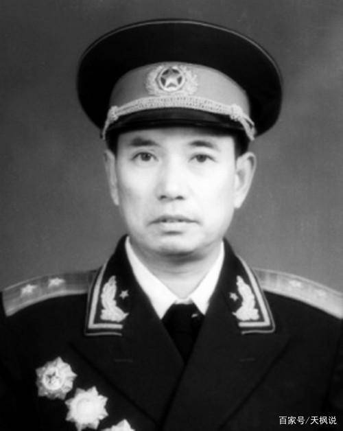 炮兵司令員艾，傳奇人物與戰(zhàn)略智慧的象征，炮兵司令員艾，傳奇人物與戰(zhàn)略智慧的象征揭秘