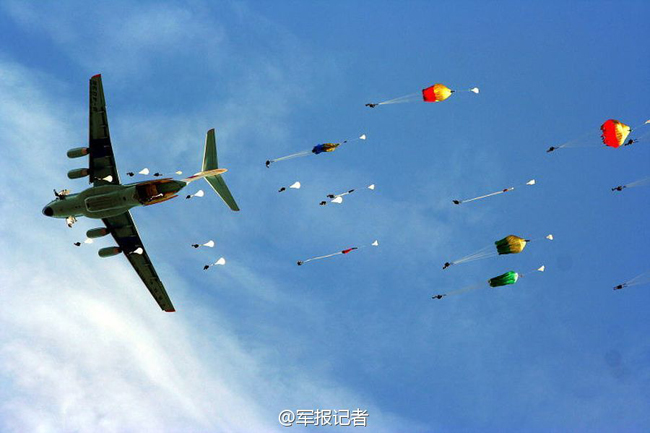 揭秘空降兵15軍，一支與眾不同的兵種，揭秘神秘之師，空降兵15軍的不凡之旅