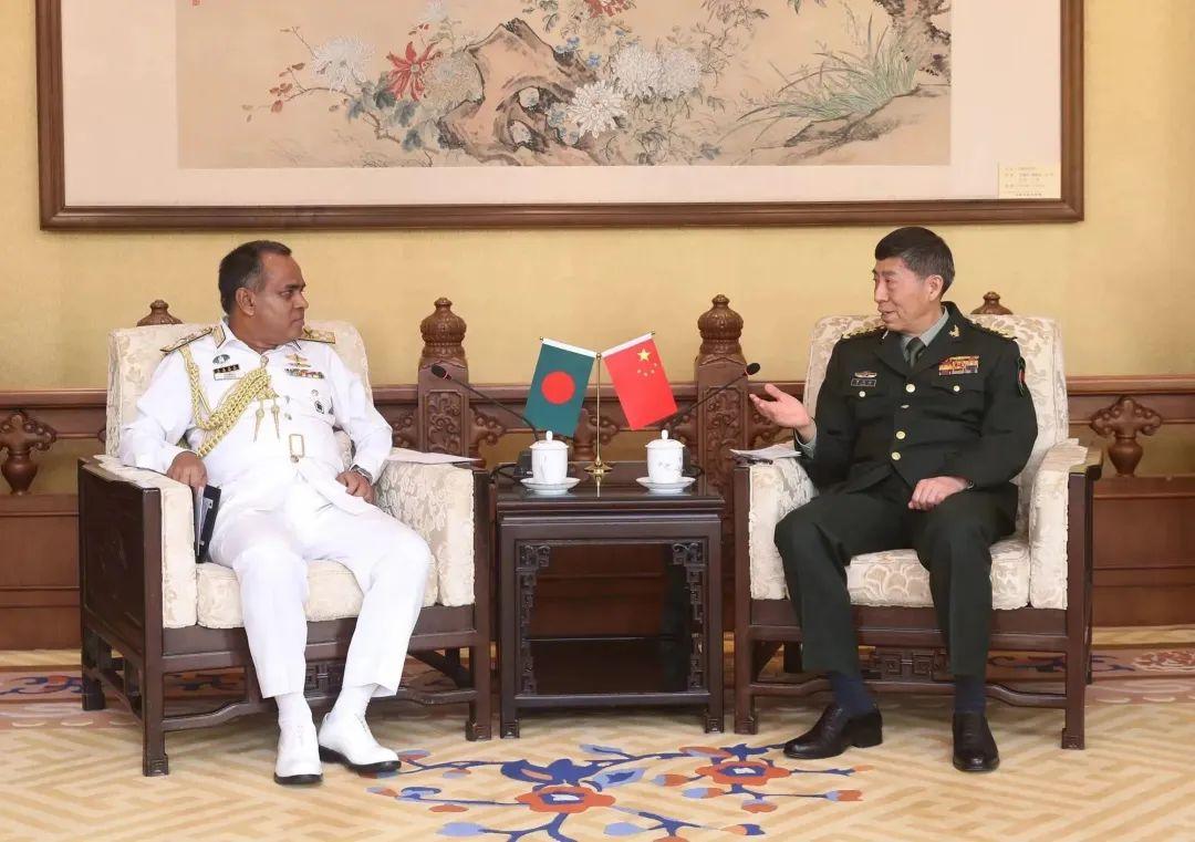 現(xiàn)任海軍總參謀長，引領(lǐng)海軍走向新時代的卓越領(lǐng)導(dǎo)者，海軍總參謀長引領(lǐng)新時代海軍走向卓越領(lǐng)導(dǎo)者之路