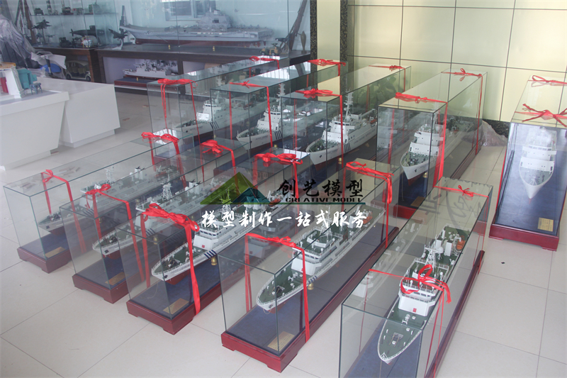 國防軍事模型展示柜，展現(xiàn)軍事榮耀，提升國防意識的重要載體，國防軍事模型展示柜，展現(xiàn)榮耀，強(qiáng)化國防意識的重要平臺