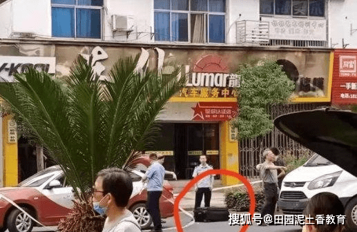 潛江發(fā)生一起殺人事件，深度探究事件背景與影響，潛江發(fā)生殺人事件，背景與影響的深度探究