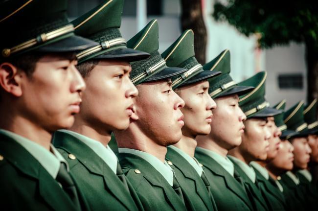 如何成為一名軍迷，深度探索軍事世界的路徑，深度解析，如何成為一名軍事世界的資深軍迷？