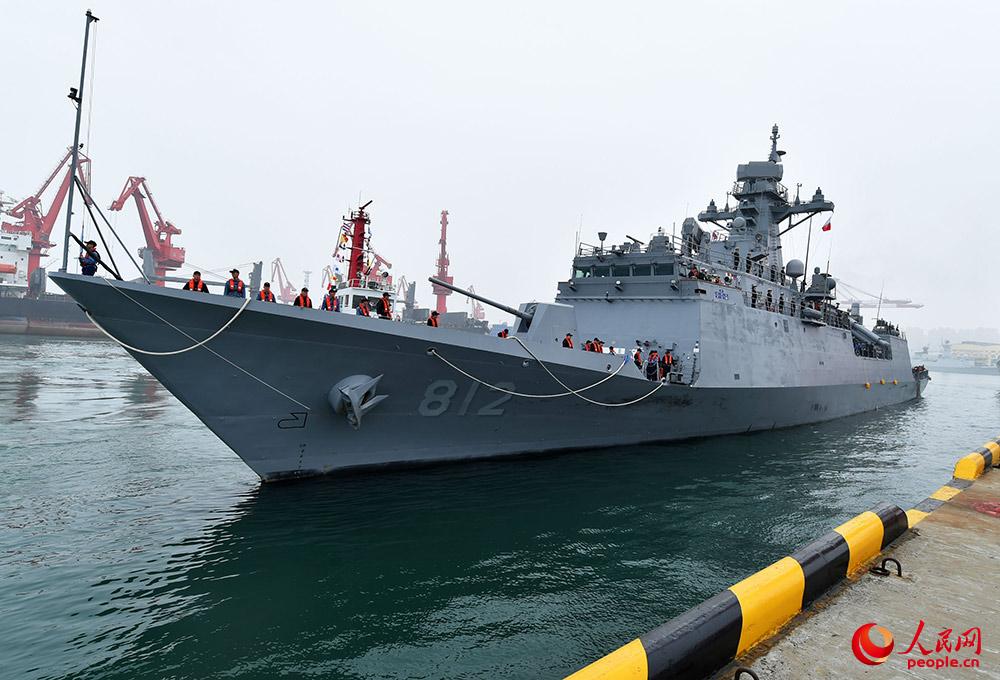 人民海軍70周年慶典，國(guó)外軍艦的矚目與致敬，國(guó)外軍艦矚目致敬，人民海軍70周年慶典盛況