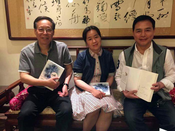 中國講軍事的主持人，引領(lǐng)軍事話語體系的重要力量，中國軍事話語體系的重要引領(lǐng)者，軍事主持人的影響力與責任