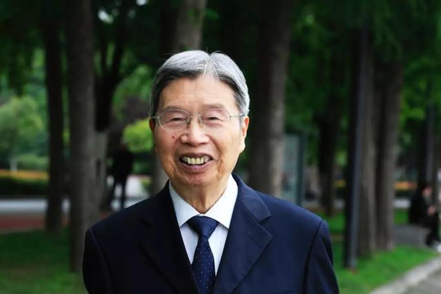 項(xiàng)士鋒，一位引領(lǐng)時(shí)代的先鋒人物，項(xiàng)士鋒，時(shí)代先鋒的領(lǐng)導(dǎo)力風(fēng)采