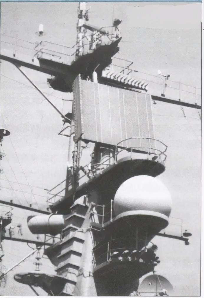 驅逐艦的防空能力，現代海戰(zhàn)中的關鍵要素，現代海戰(zhàn)中驅逐艦防空能力的關鍵作用