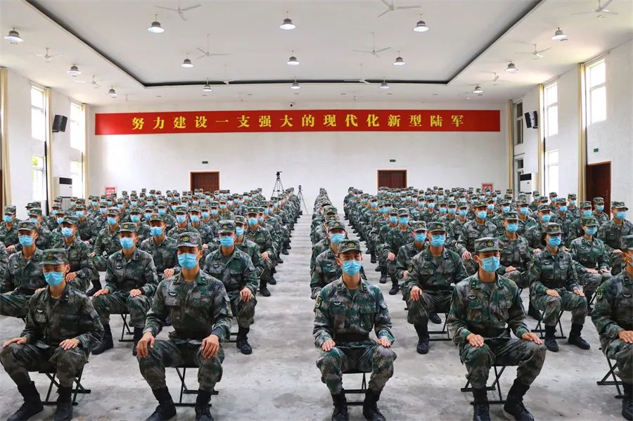 揭秘中國(guó)人民解放軍陸軍第71集團(tuán)軍新兵連所在地，中國(guó)人民解放軍陸軍第71集團(tuán)軍新兵連揭秘，訓(xùn)練基地所在地探秘