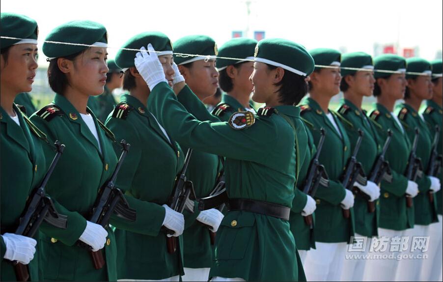 關(guān)于97年閱兵士兵倒下視頻，回顧與反思，97年閱兵士兵倒下事件，回顧與反思