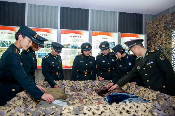 火箭軍軍服展，展現(xiàn)力量與榮耀，火箭軍軍服展，力量與榮耀的彰顯